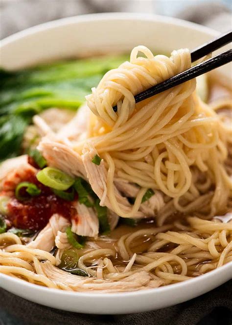 chinese-noodle-soup image