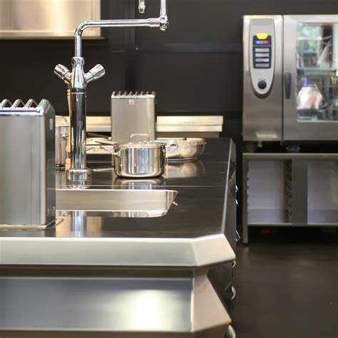 should-you-invest-in-restaurant-equipment-us-foods image