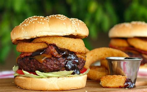 15-gourmet-burger-ideas-that-will-make-your-mouth-water image