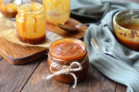 homemade-jack-daniels-caramel-sauce-restless-chipotle image