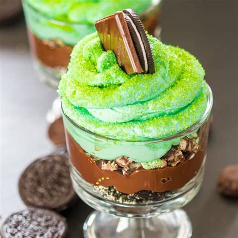 mint-chocolate-oreo-cookie-trifle-jo-cooks image