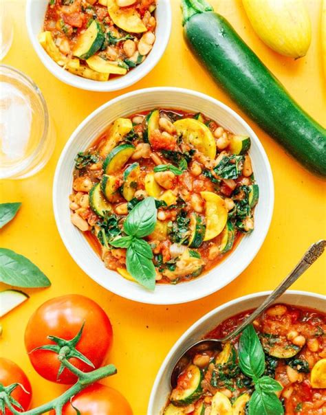 italian-style-zucchini-stew-vegetarian-live-eat-learn image
