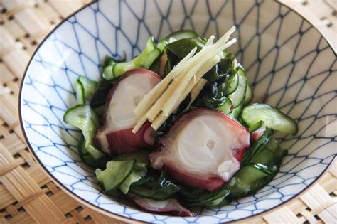 tako-sunomono-octopus-salad-recipe-japanese image
