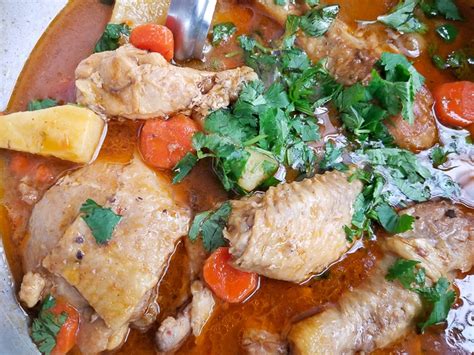 pollo-guisado-puerto-rican-chicken-stew-mexican image