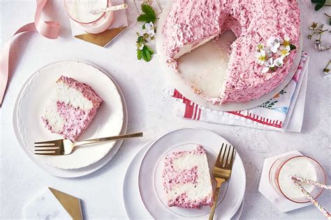 strawberry-filled-angel-food-cake-king-arthur-baking image