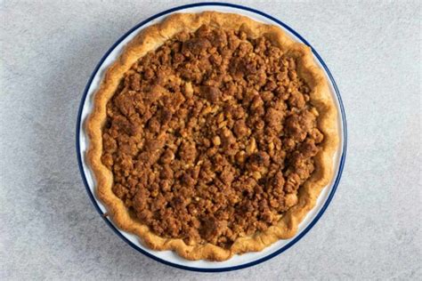 the-best-healthy-apple-pie-recipe-the-big-mans-world image