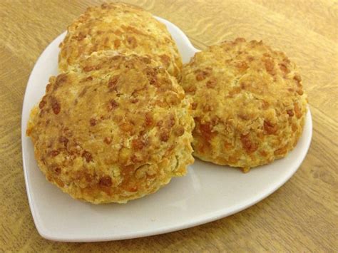 mums-homemade-cheese-scones-bake-then-eat image