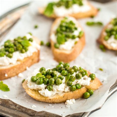 crostini-with-ricotta-peas-and-mint-ahead-of-thyme image