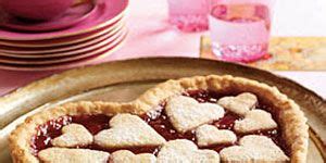 easy-linzer-heart-tart-womans-day image