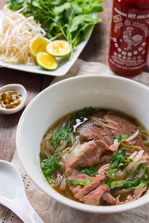 pho-tai-nam-vietnamese-noodle-soup-no image