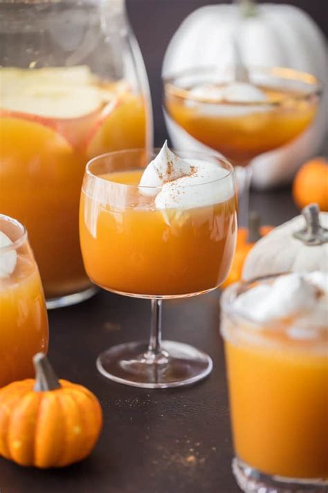 pumpkin-pie-punch-thanksgiving-or-halloween-punch-idea image
