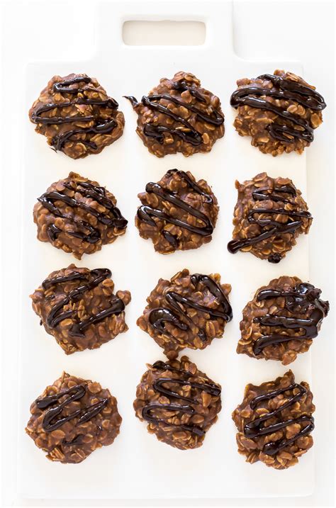 no-bake-chocolate-cookies-10-minute-recipe-chef-savvy image