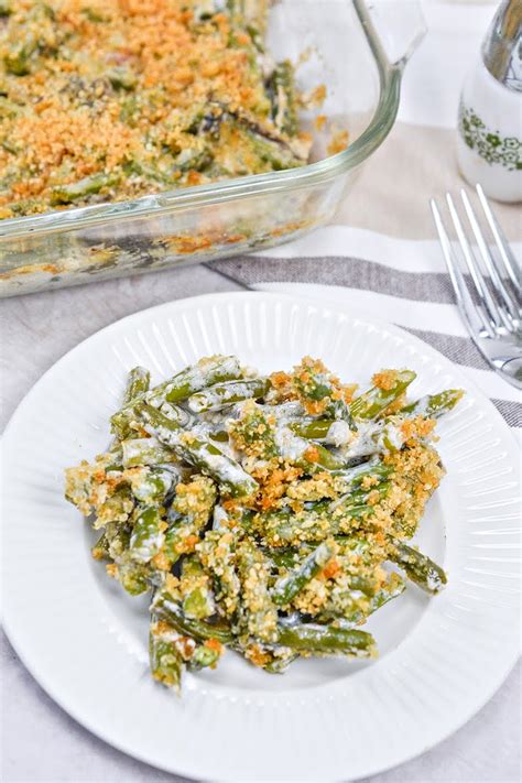cream-cheese-green-beans-easy-keto-side-dish image