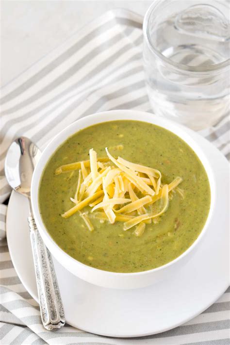 low-carb-slow-cooker-broccoli-cheese-soup-food-folks image