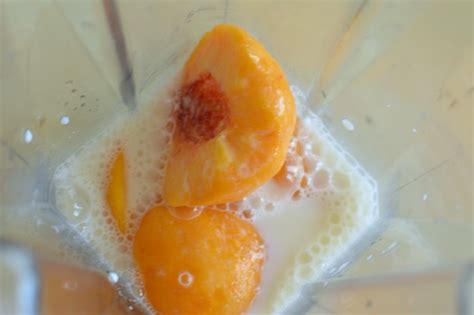 fresh-peaches-and-cream-smoothies-pitchfork-foodie image