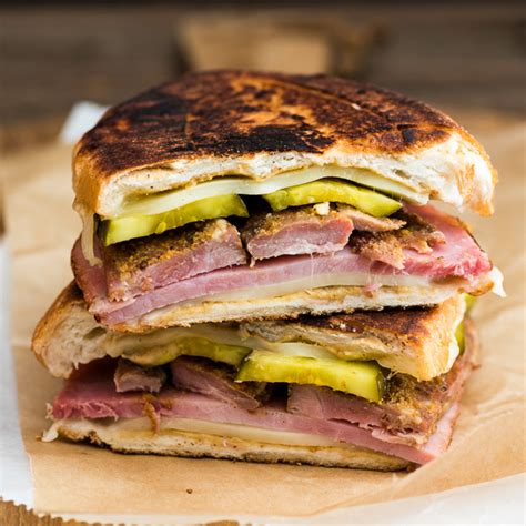 cubano-sandwich-recipe-centercutcook image