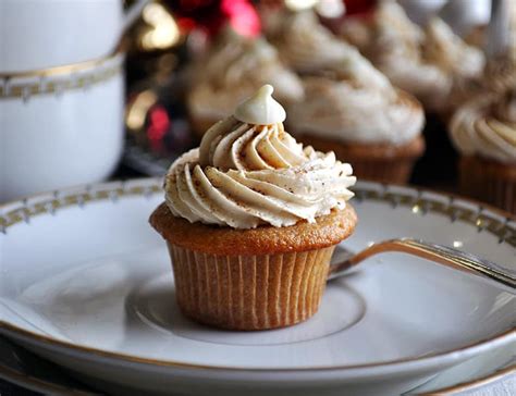 mini-chai-cupcakes-with-italian-meringue-buttercream image