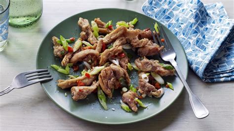salt-and-pepper-chicken-recipe-bbc-food image