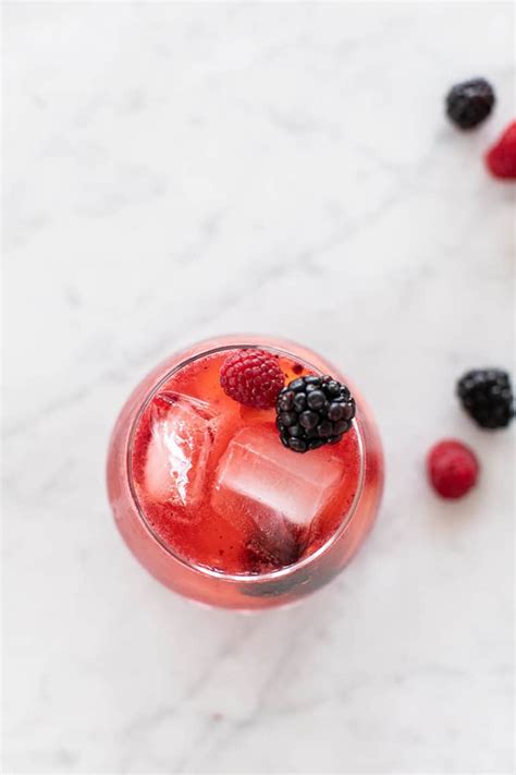 pretty-pink-cocktails-sugar-and-charm image