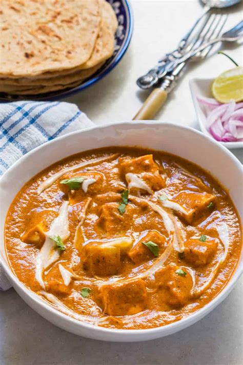 how-to-make-homemade-paneer-cottage-cheese-in image