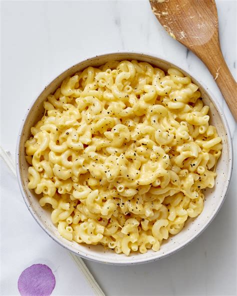 how-to-make-mac-and-cheese-easy-stovetop image