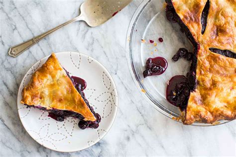 blueberry-pie-recipe-simply image