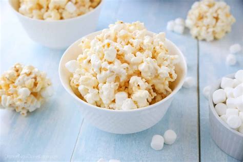 soft-and-gooey-marshmallow-popcorn-dessert-now image