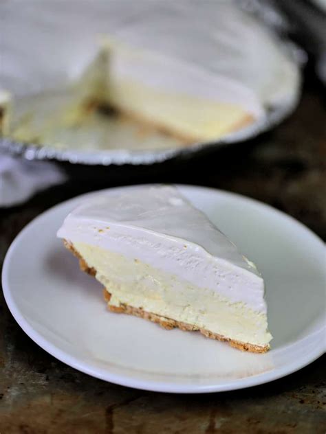 easy-no-bake-lemon-icebox-pie-recipe-southern-kissed image