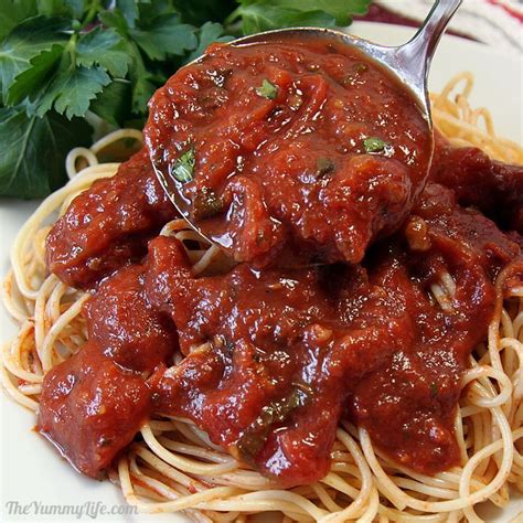 slow-cooker-rustic-italian-marinara-sauce-the image