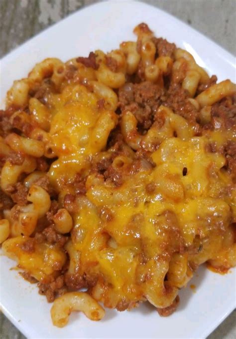 cheesy-beef-a-roni-average-guy-gourmet image