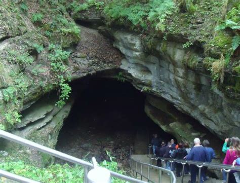 fat-mans-misery-mammoth-cave-national-park image