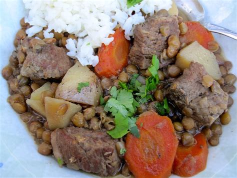 lentils-and-beef-stew-estofado-de-lentejas-con-carne image