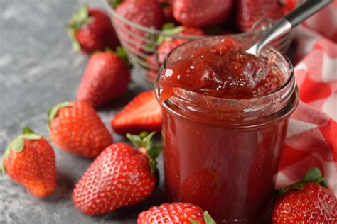strawberry-honey-jam-recipe-no-white-sugar-no image