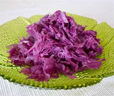 best-stewed-red-cabbage-with-apples-vegan image