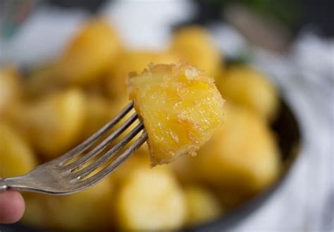 caramelized-potatoes-icelandic-side-dish image