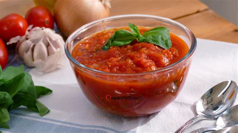 salsa-marinara-recipe-how-to-make-marinara-sauce-from-scratch image