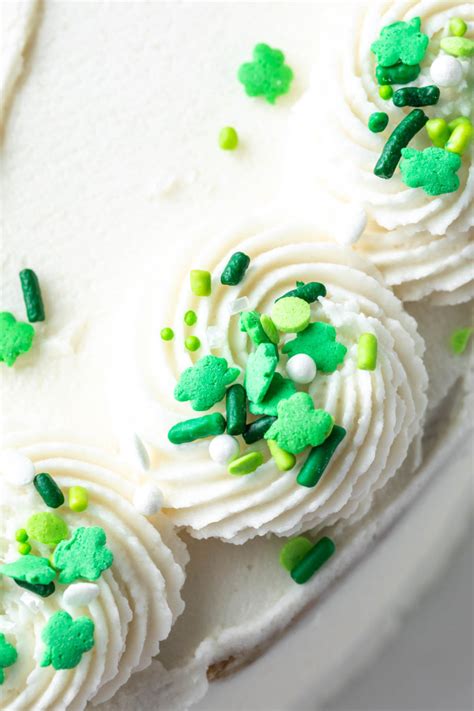 pistachio-cake-with-white-chocolate-frosting-simply image
