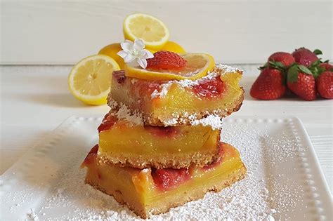 strawberry-lemon-shortbread-bars-teflon-nonstick image