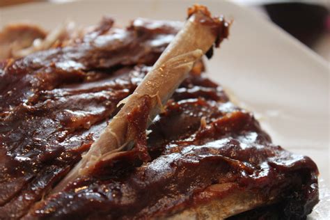 fall-off-the-bone-slow-cooker-ribs-recipe-video image