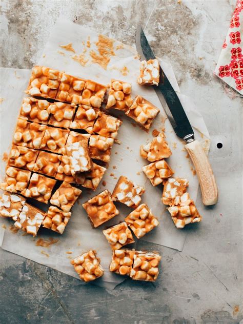 butterscotch-peanut-butter-marshmallow-squares image
