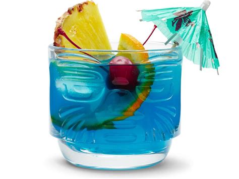 21-best-fourth-of-july-cocktails-easy-alcoholic-drinks image