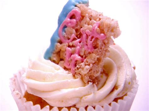 eat-it-cupcakes-recipe-cooking-channel image