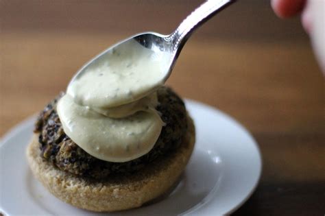 mushroom-quinoa-burger-with-herb-aioli-strong image