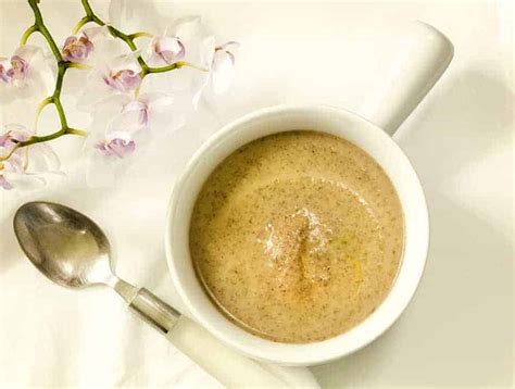 low-carb-cream-of-mushroom-soup-twosleevers image