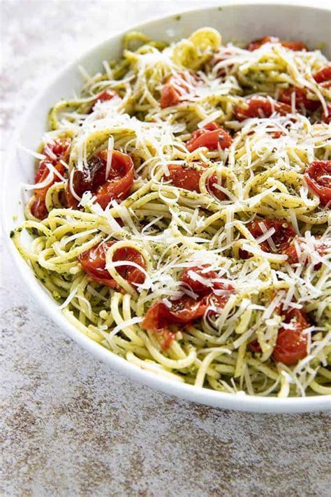 roasted-tomato-pesto-pasta-the-salty image