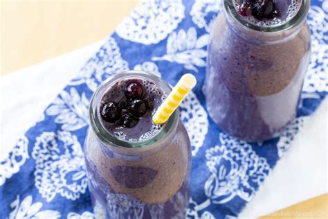 blueberry-almond-butter-smoothie-recipe-cupcakes image