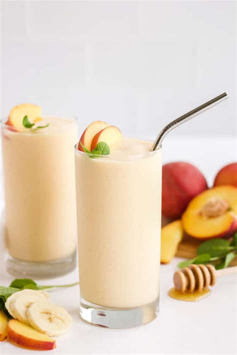 the-best-peach-banana-smoothie-fresh-coast-eats image