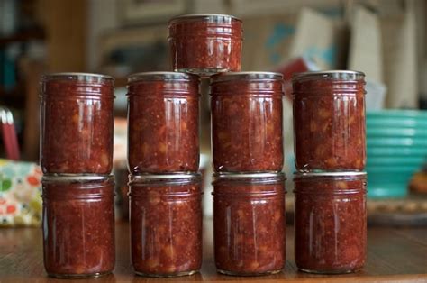 csa-cooking-strawberry-chutney-food-in-jars image