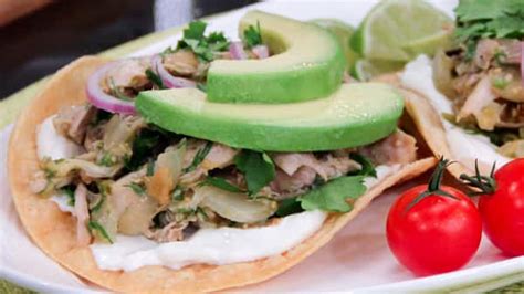braised-chicken-and-tomatillo-tostadas-steven-and-chris image