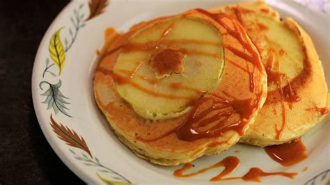 caramel-apple-pancakes-recipe-rachael-ray-show image